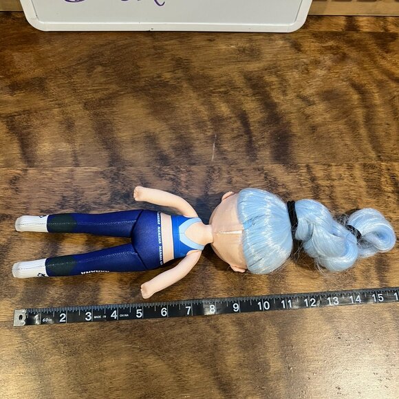 Na!Na!Na! Suprise Teen's Alaska Frost 11" Posable Fashion Doll Blue Hair - Picture 3 of 3